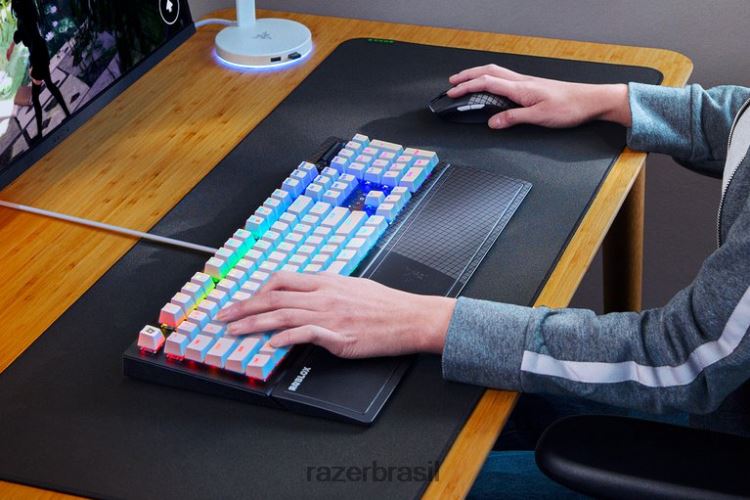 Razer teclado branco blackwidow v3 - interruptor verde - nós - edição roblox 06X4JT59